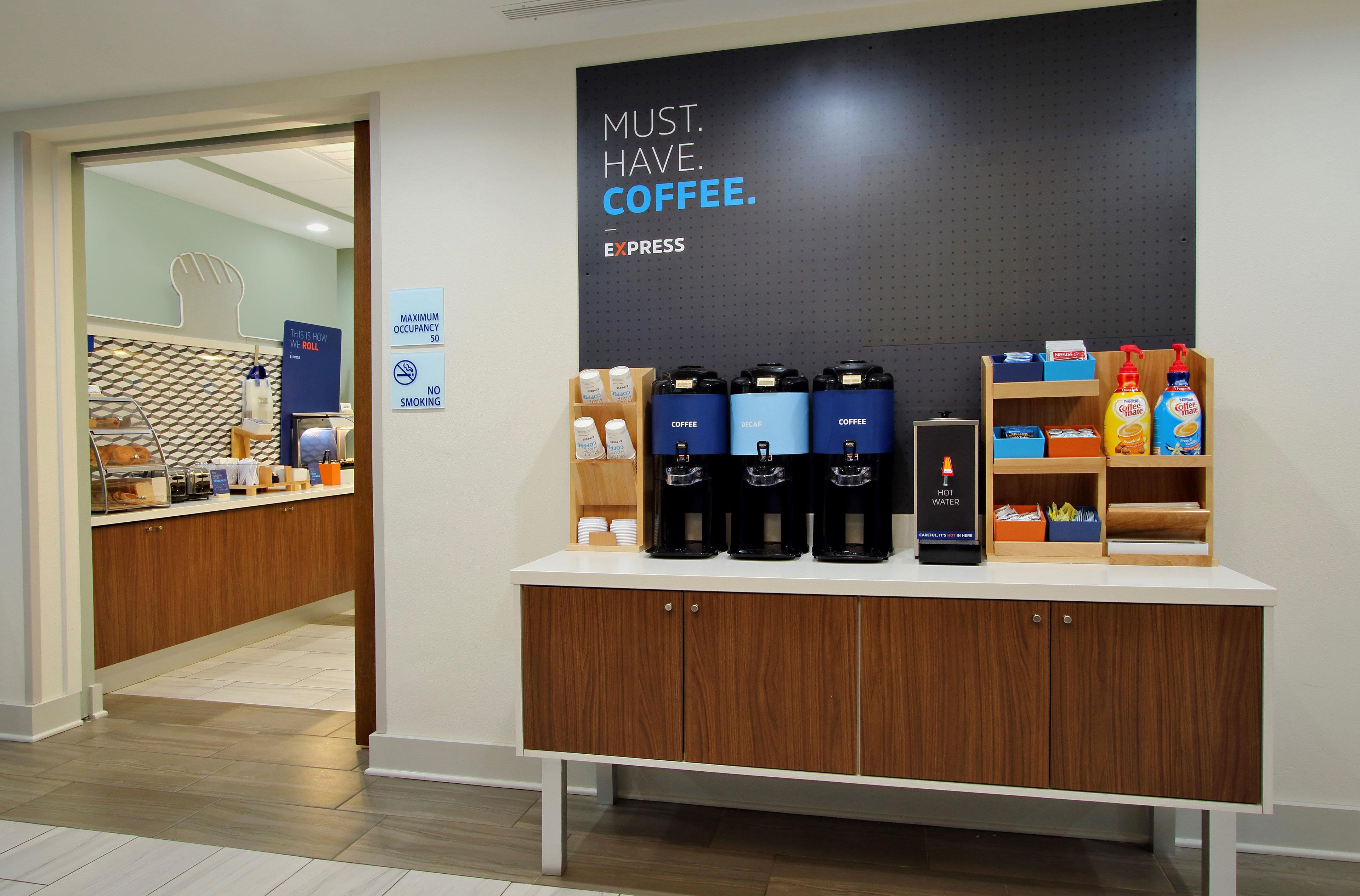 Holiday Inn Express & Suites Columbus At Northlake By Ihg Eksteriør bilde