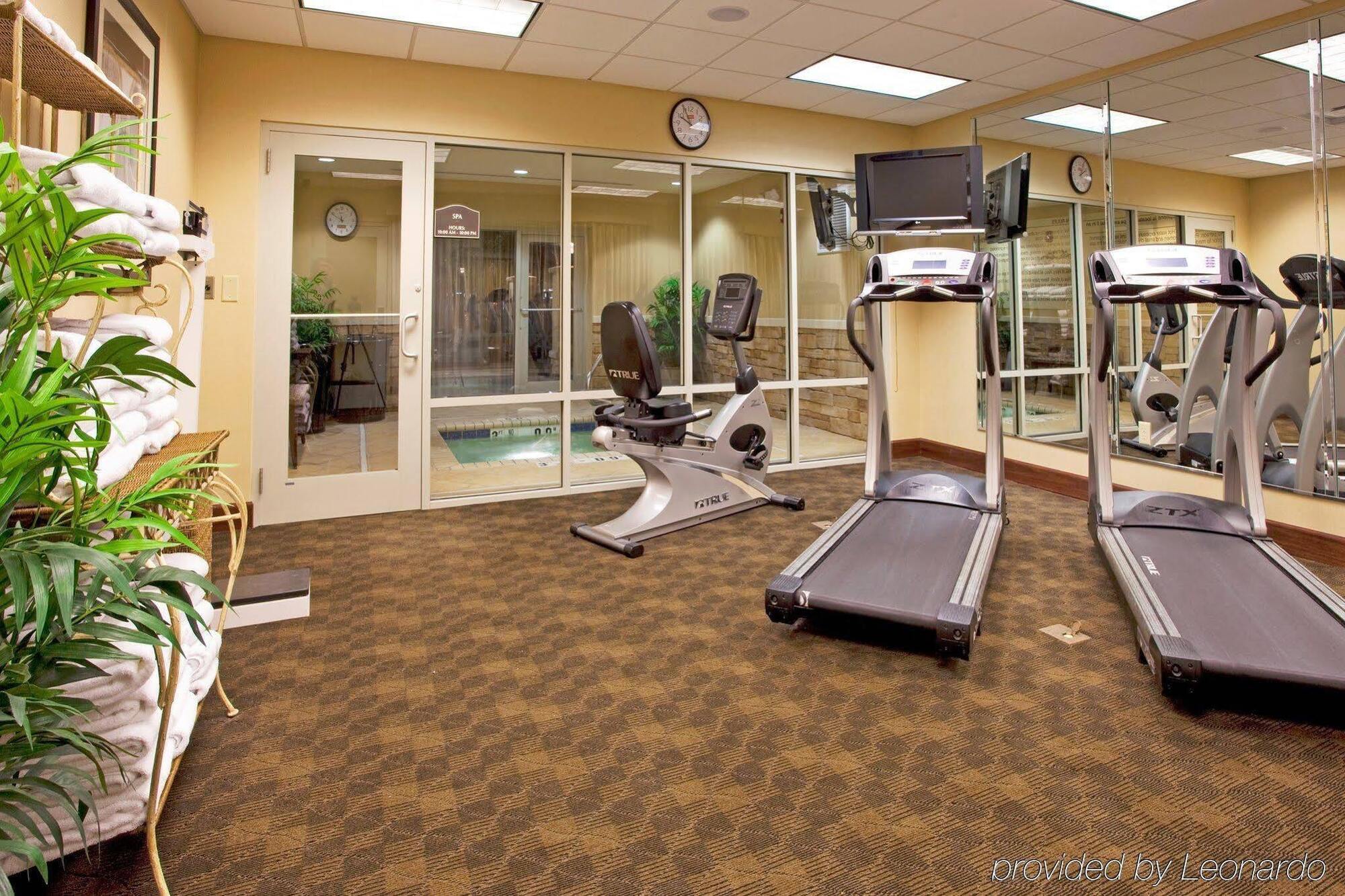 Holiday Inn Express & Suites Columbus At Northlake By Ihg Eksteriør bilde